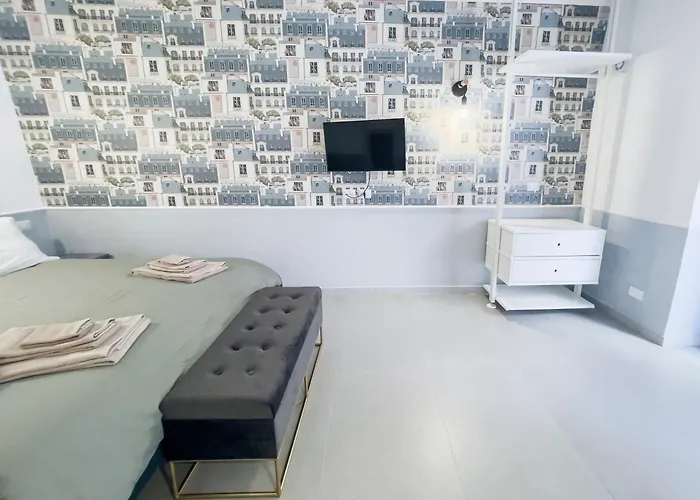 Saint Barth Guest House - Historic Loft In Bari
